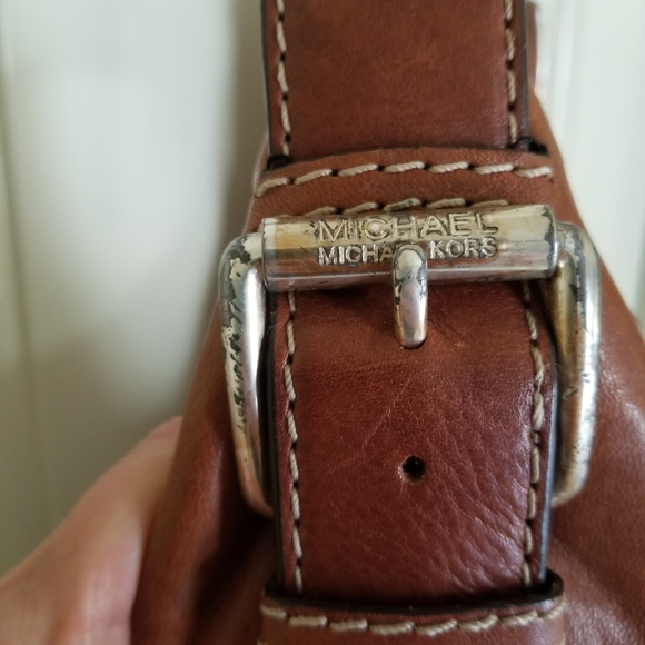 Michael Kors leather handbag. Good used condition. - Picture 5 of 8